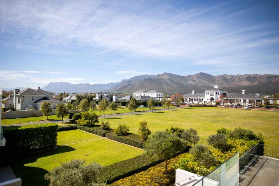 2 Bedroom Property for Sale in Val De Vie Estate Western Cape